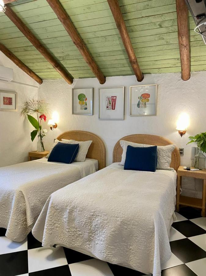 Hotel Vendimia Parador Санта-Крус Экстерьер фото